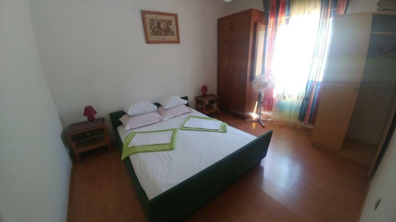 Family Apartment Near Beach Biograd Na Moru Exteriér fotografie