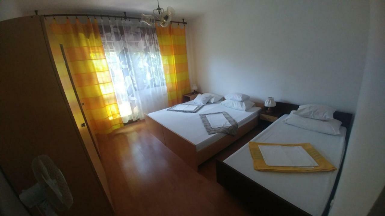 Family Apartment Near Beach Biograd Na Moru Exteriér fotografie